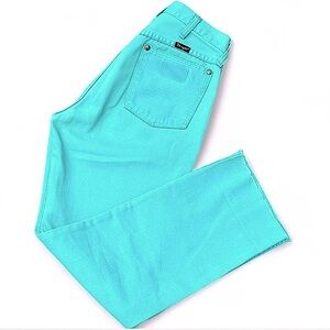 -duplicate- only 1 pair available